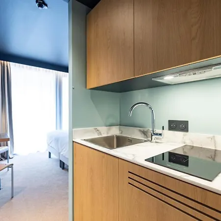 Kopster Paris Ouest Colombes ホテル