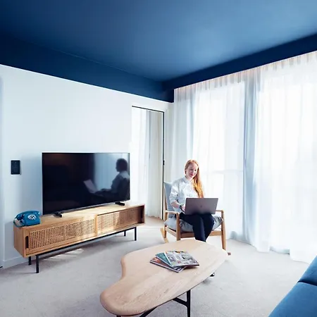 Kopster Paris Ouest Colombes Hotel 4*