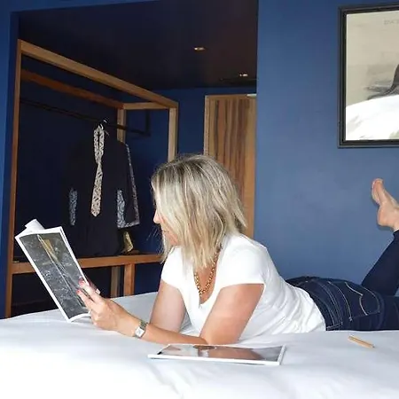 Kopster Paris Ouest Colombes Коломб